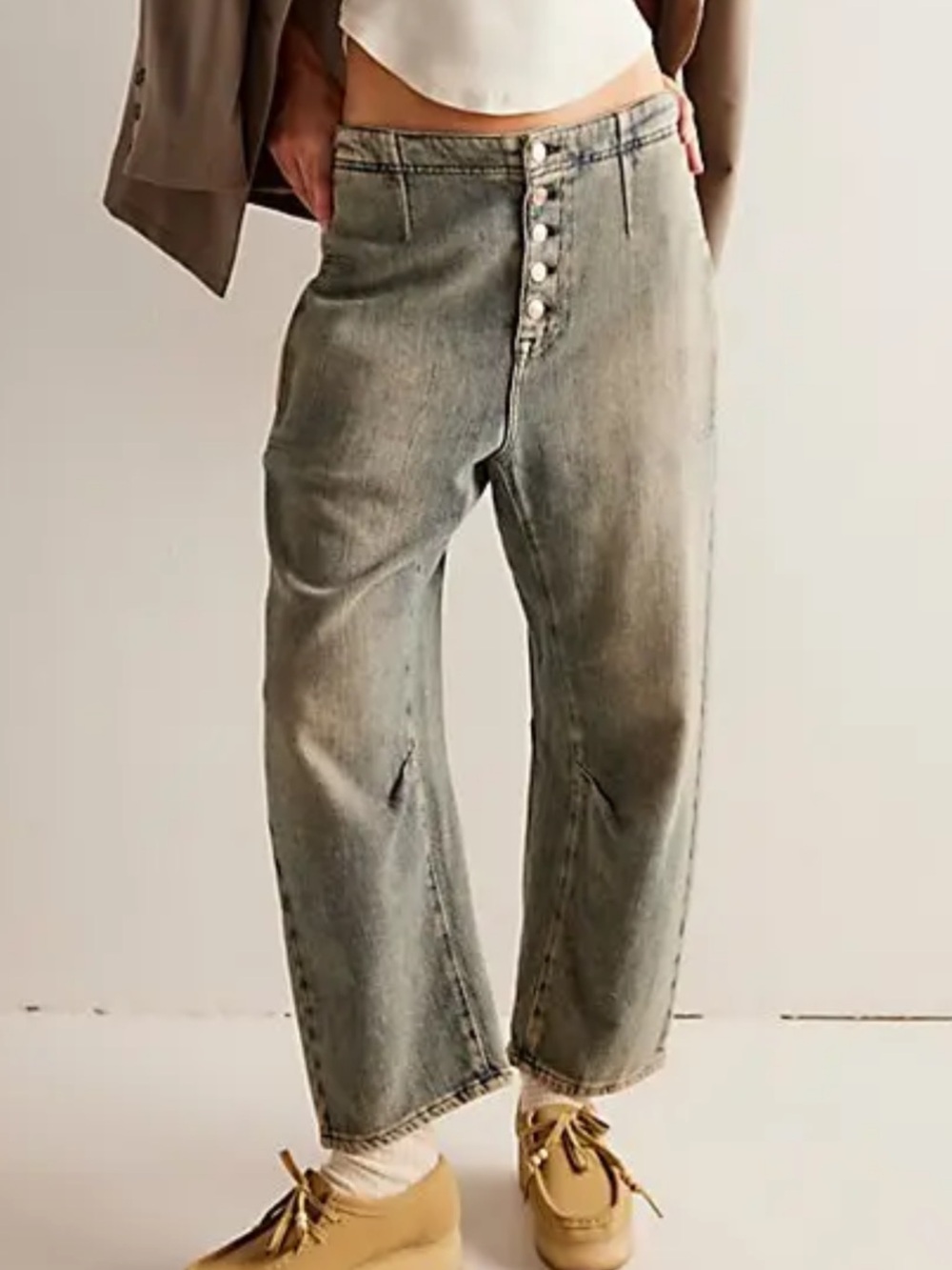 Free People We The Free Osaka Mid Rise Barrel Jean 27 Vintage Acid Wash LIKE NEW